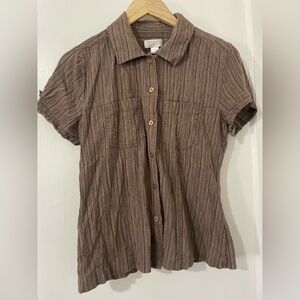 4/$20! Brown Short Sleeve Button-Up Shirt